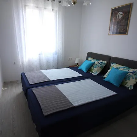 Apartmani Niessner Malinska Exterior photo