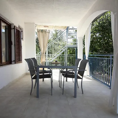 Apartmani Niessner Malinska Exterior photo