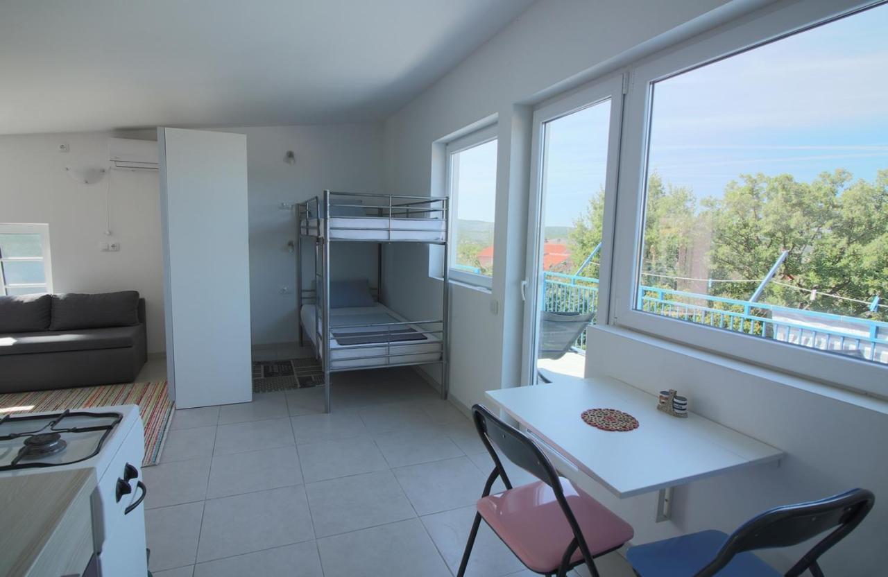 Niessner Apartment